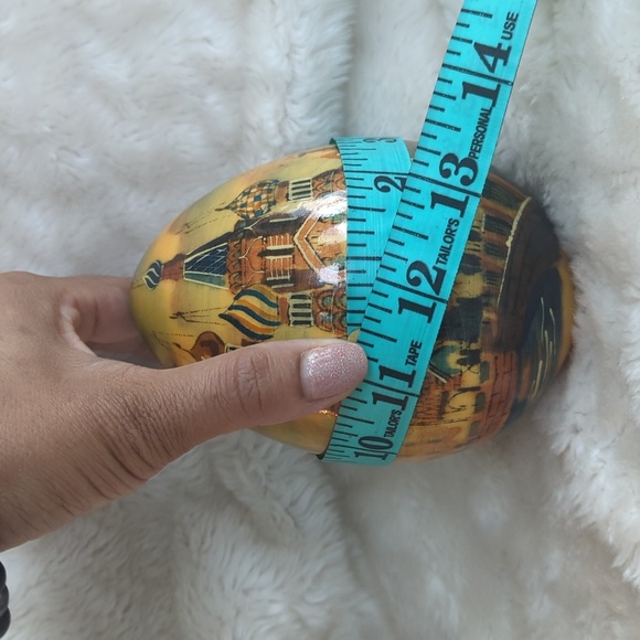 VINTAGE Rare Hand Painted Russian St. Petersburg Decorated Wooden Egg - Picture 10 of 10